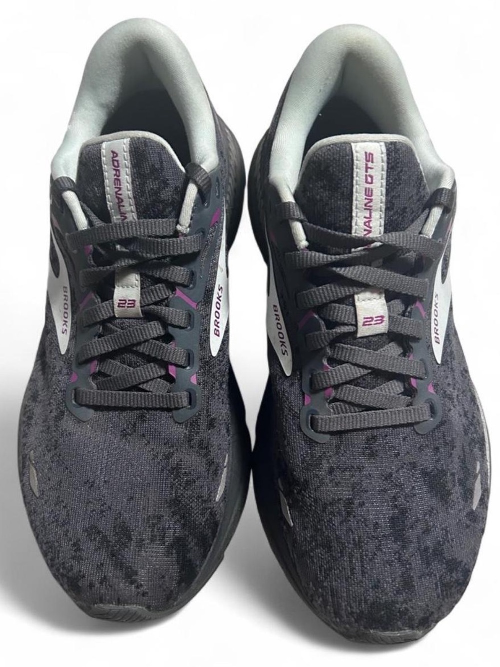 Brooks Adrenaline GTS 23 Athletic Shoes Black & Purple US 7.5 B